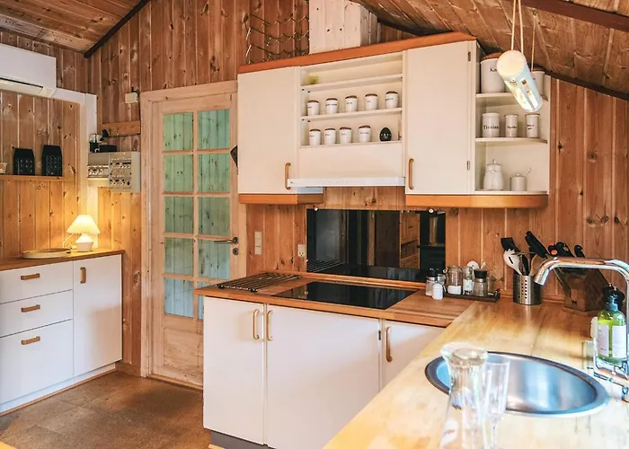 8 Person In Norre Nebel-by Traum * Nørre Nebel