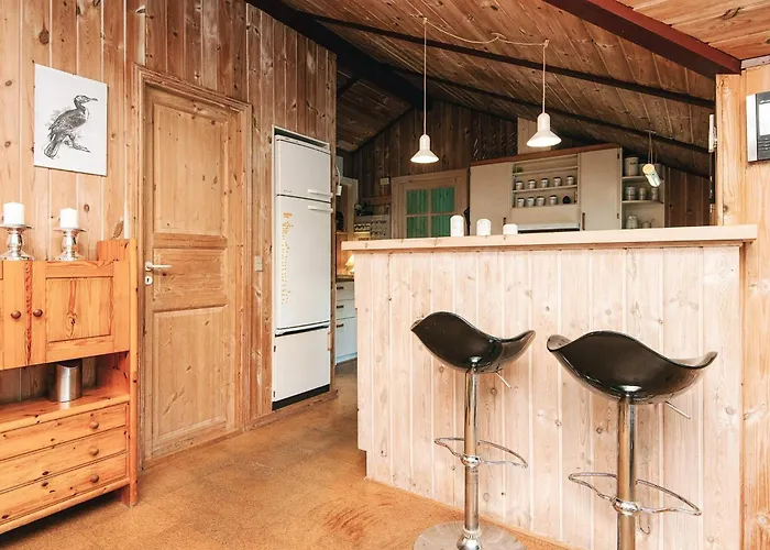 8 Person In Norre Nebel-by Traum